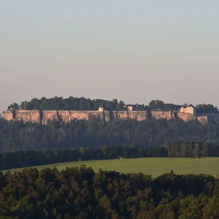 Am Hockstein *